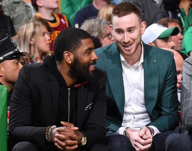 喀麦隆非洲杯大名单：姆伯莫领衔，巴索戈在列，奥纳纳无缘（喀麦隆非洲杯阵容公布：姆伯莫领衔，巴索戈入选，奥纳纳落选）