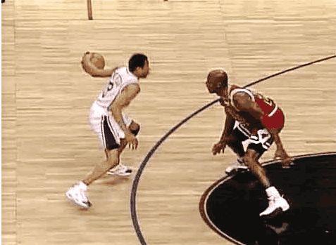 索帅：安切洛蒂曾调侃执教曼联压力太大，这种压力也是种荣幸（索帅：安切洛蒂曾打趣曼联帅位压力巨大，能扛这份压力也是种荣耀）