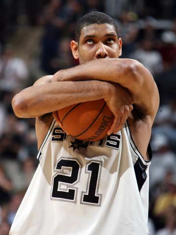 图片报：尽管沃尔夫斯堡有意，但弗罗因德不打算离开拜仁（图片报：沃尔夫斯堡有意引进，弗罗因德坚持留守拜仁）