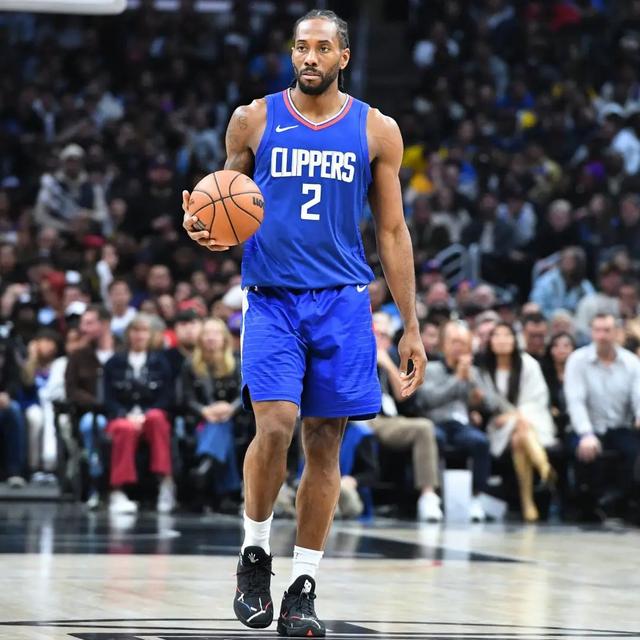 早报：上次赢了你不服吗？那再赢你一次（早报：上回赢了你还不服？那就再赢一回）