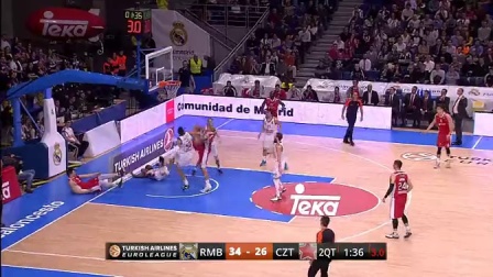 安切洛蒂：皇马到目前为止成绩出色，还能怎么要求阿隆索呢？（安切洛蒂：皇马至今表现出众，还能对阿隆索有何苛求？）