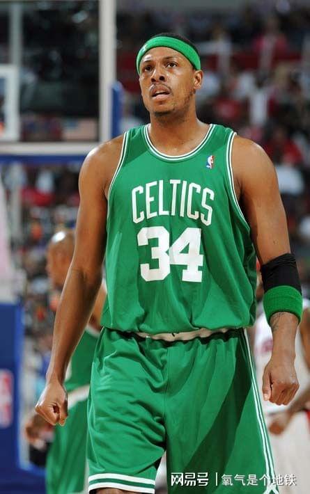 周琦内线统治力大爆发（周琦篮下称霸火力全开）